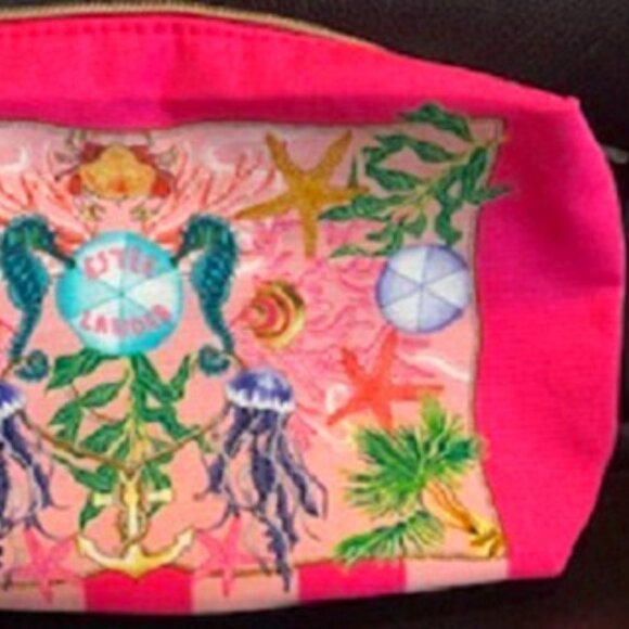 NEW Estee Lauder Cosmetic Makeup Bag Ocean Creatures Shell Charm Zip 10 x 6 in - Picture 2 of 6